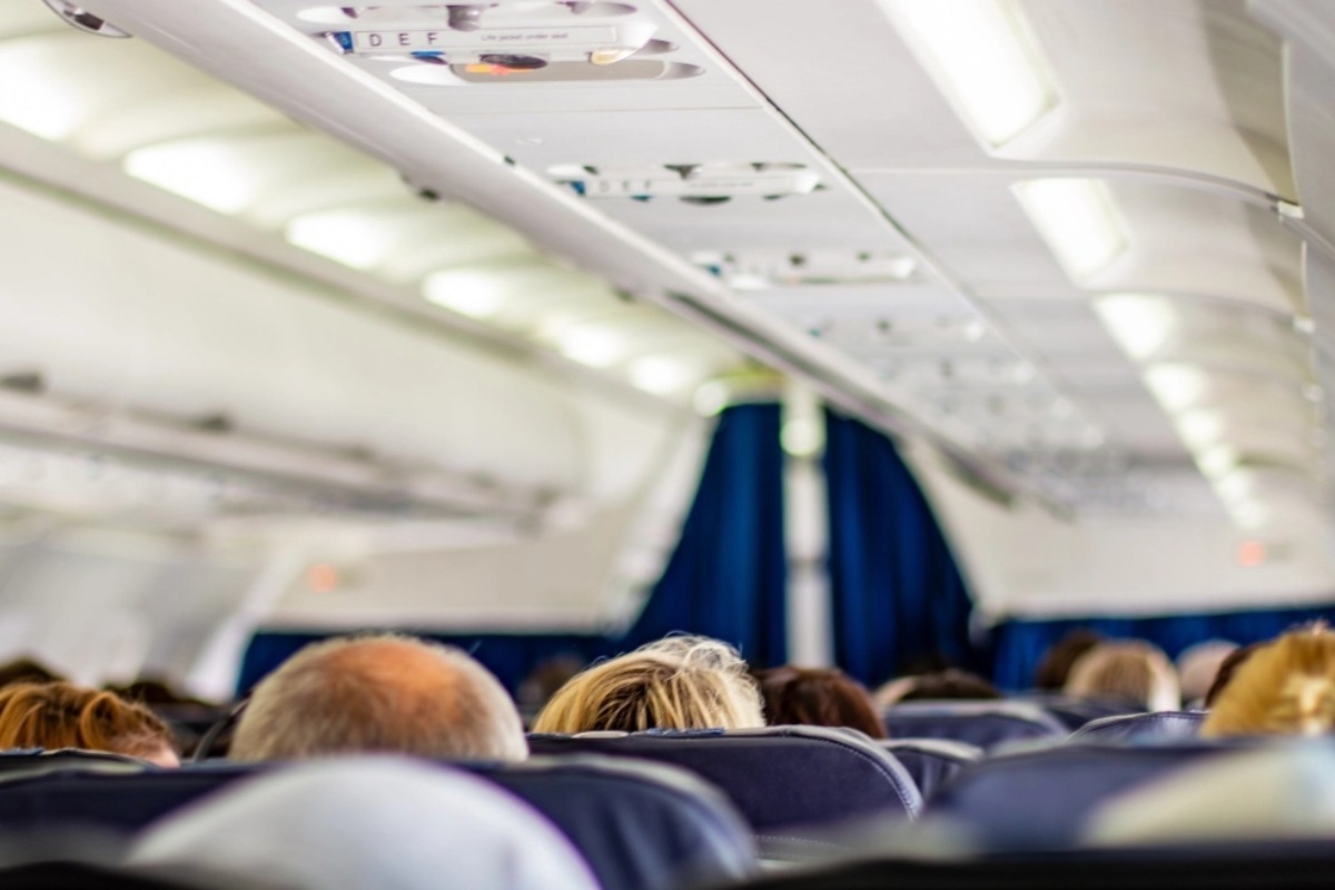 «Προσγειωσούλα... αβαβά, ήρθατε ατσαλάκωτοι»: Ο viral Έλληνας πιλότος ξαναχτυπά ‑ Δείτε βίντεο