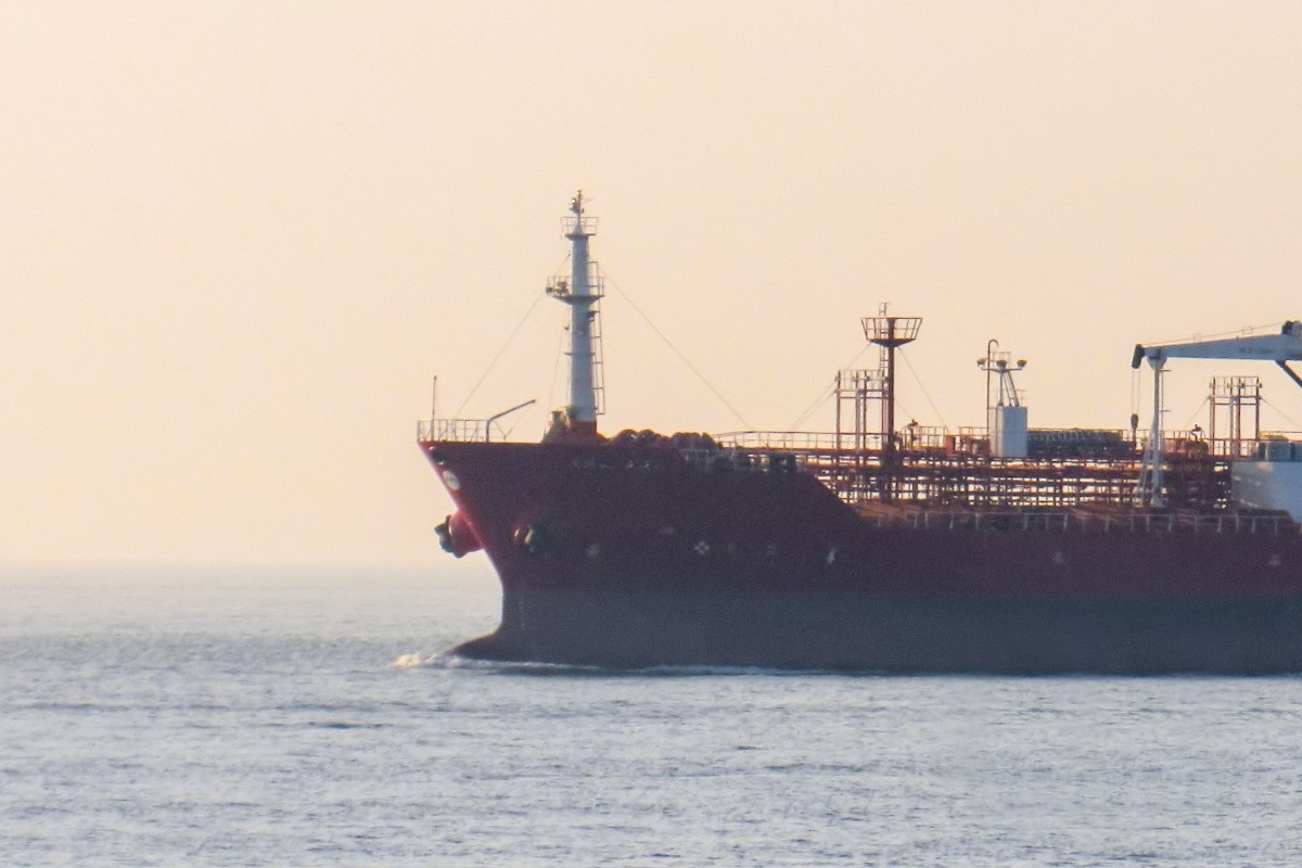 Ποια πλοία περνάνε κρυφά από τα Στενά του Ορμούζ