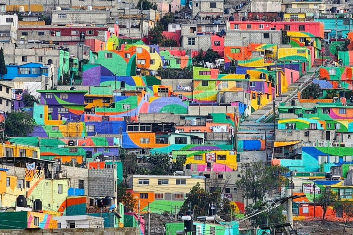 Οι πιο πολύχρωμες πόλεις του κόσμου – Τα μέρη όπου η αρχιτεκτονική μοιάζει με έργο τέχνης