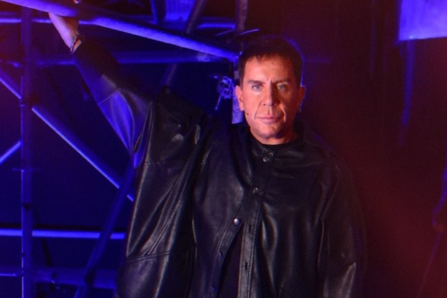 Γιώργος Μαζωνάκης: Ολοκληρώθηκε το χειρουργείο ‑ Τα νεότερα για την υγεία του