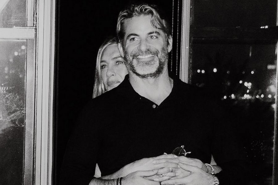 Η Τζένιφερ Ανιστον σύστησε τον σύντροφό της, Τζιμ Κέρτις, στην παρέα από τα «Φιλαράκια»