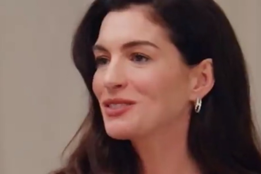 Αντιδράσεις στο ίντερνετ με το «Ινσαλάχ» της Αν Χάθαγουεϊ: Δεν περίμενα να το πει αυτό