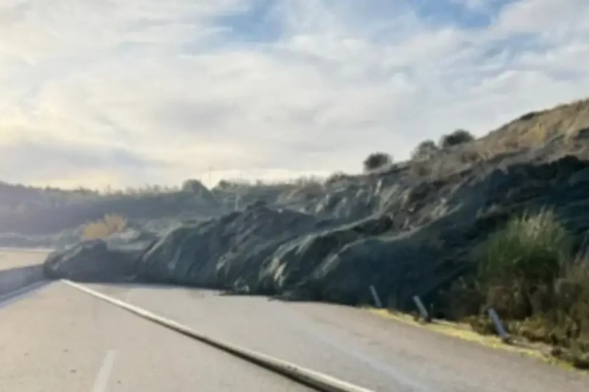 Κατολίσθηση στην Ιόνια Οδό: Κλειστό το τμήμα από Αρτα μέχρι Αμφιλοχία