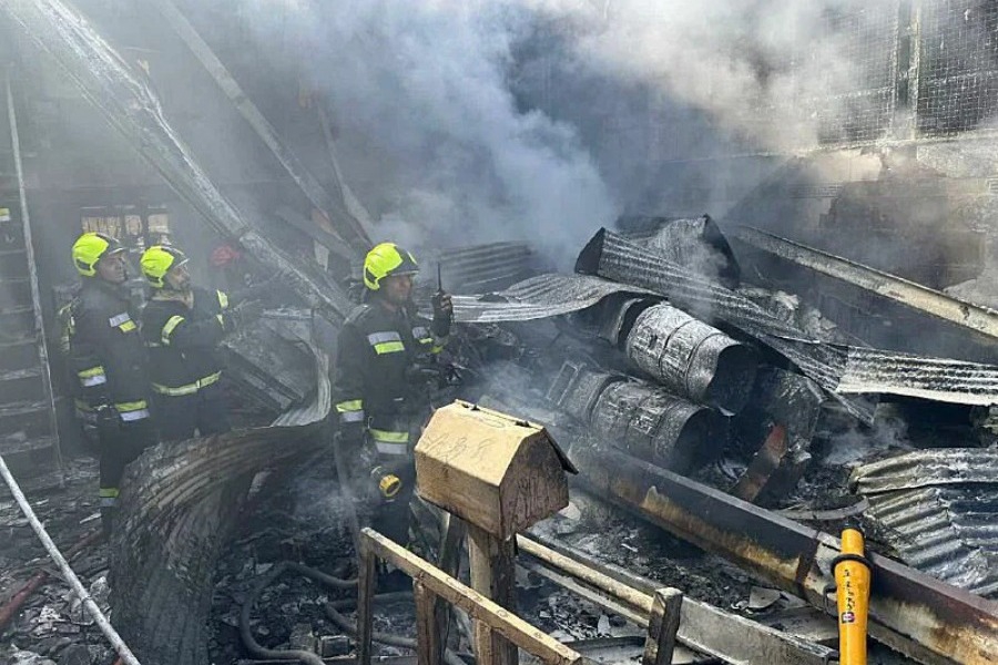 Ιράν: Στρατιωτικό ελικόπτερο έπεσε σε λαϊκή αγορά ‑ Tουλάχιστον τέσσερις νεκροί