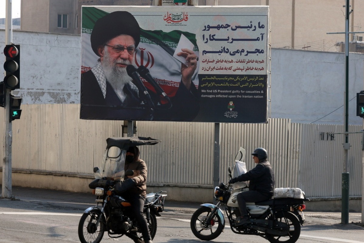 Έτοιμοι για διάλογο με τις ΗΠΑ αλλά θα απαντήσουμε εάν προκληθούμε, δηλώνει το Ιράν