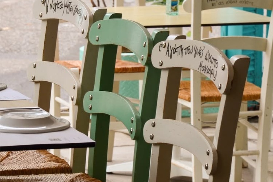 Τα κουτούκια της Θεσσαλονίκης που μαζεύουν νεαρόκοσμο