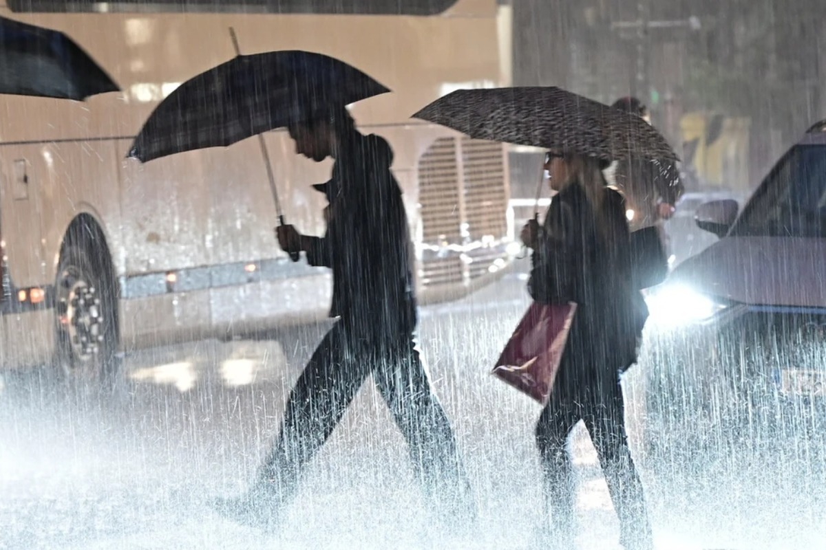 Νέο έκτακτο δελτίο επικίνδυνων καιρικών φαινομένων από την ΕΜΥ – Κόκκινη προειδοποίηση για αρκετές περιοχές