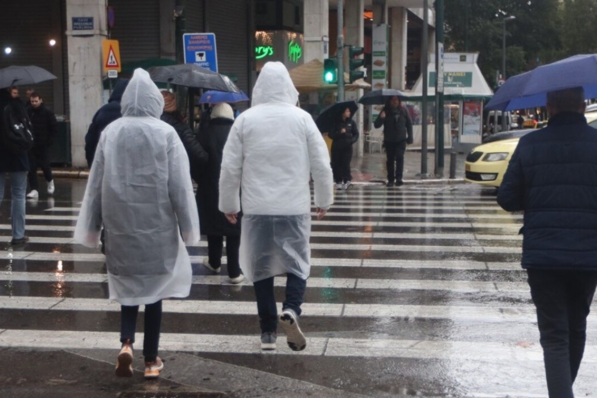 Κακοκαιρία «Kristin»: Καταιγίδες, ισχυροί άνεμοι και χαλάζι, ποιες περιοχές επηρεάζονται