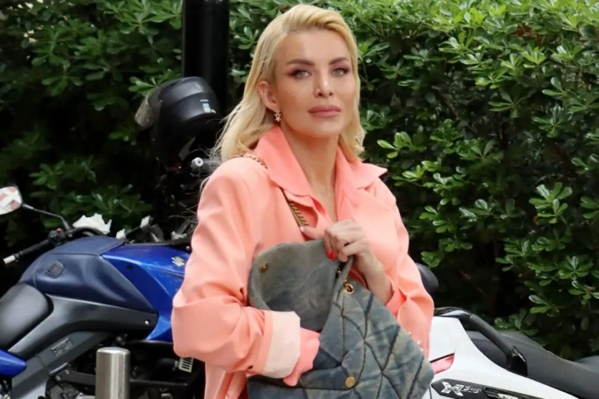 Κατερίνα Καινούργιου: Πήρε εξιτήριο από το μαιευτήριο και δημοσίευσε τις πρώτες φωτογραφίες της κόρης της