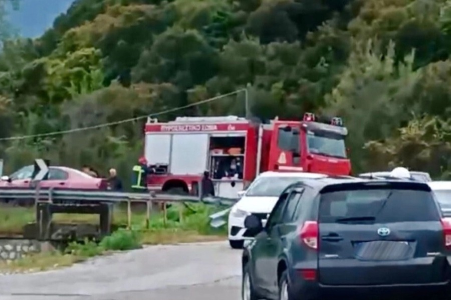 Τραγωδία στην Καβάλα: Νεκρό 3χρονο παιδί σε τροχαίο, ΙΧ συγκρούστηκε μετωπικά με ταξί