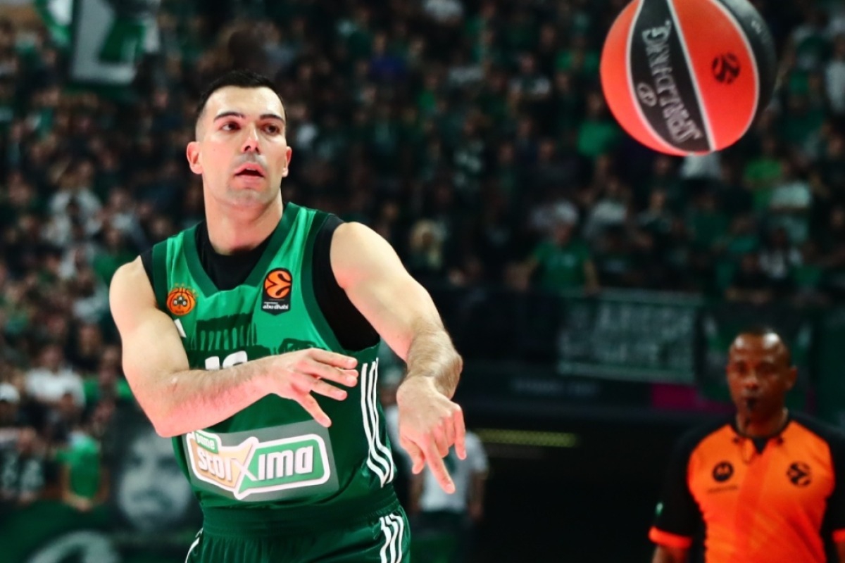 Χειρουργήθηκε ο Κώστας Σλούκας ‑ Πότε επιστρέφει