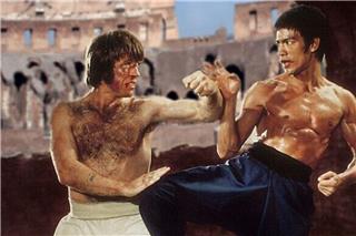 «Θέλω να σκοτώσω τον παγκόσμιο πρωταθλητή»: H επική αναμέτρηση Τσακ Νόρις - Μπρους Λι