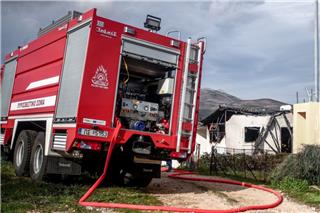 Θεσσαλονίκη: Φωτιά σε λεωφορείο του ΚΤΕΛ - Κάηκε ολοσχερώς