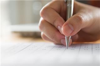 Γυμνάσια και Λύκεια: Πότε τελειώνουν τα μαθήματα και οι ημερομηνίες για τις εξετάσεις