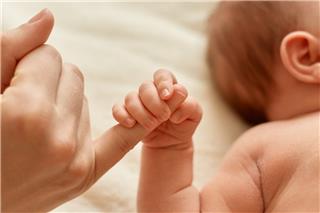 Τουρκία: Νοσοκόμα κακοποίησε βρέφος που βρισκόταν σε θερμοκοιτίδα και το άφησε ανάπηρο