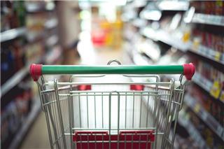 Η λίστα με τα 61 προϊόντα στα οποία μπαίνει πλαφόν στο περιθώριο κέρδους