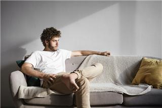 Η συνήθεια που ρίχνει τον κίνδυνο άνοιας έως και 11%