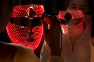 Η FOREO και η FAQ™ Swiss αποκαλύπτουν το μέλλον της ομορφιάς