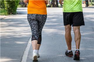 Μετά τα 55, αυτές οι 4 απλές συνήθειες μπορούν να αλλάξουν το σώμα και την καθημερινότητά σας