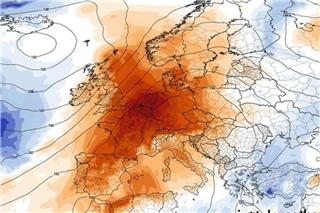Καιρός: Το ECMWF «κλειδώνει» καύσωνα... εκτός Ελλάδας - Ο ρόλος του αντικυκλώνα για τη χώρα μας