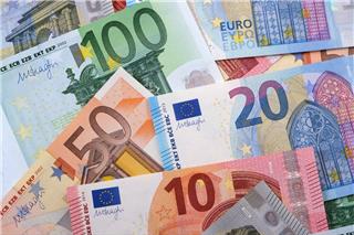 Έκτακτο επίδομα παιδιού έως €900: Αυτοί είναι οι δικαιούχοι - Πώς και πόσα θα πάρουν