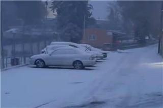 Στα λευκά η Θεσσαλονίκη: Ο Χορτιάτης «βούλιαξε» στο χιόνι – Ποιοι δήμοι κλείνουν σχολεία