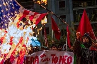 Επίθεση ΗΠΑ στη Βενεζουέλα: Σφοδρές αντιδράσεις της αντιπολίτευσης στη δήλωση Μητσοτάκη - «Δουλική στάση»