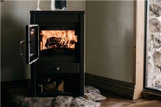 Eurostat: Σχεδόν 1 στους 5 δεν έχει επαρκή θέρμανση στο σπίτι - «Πρωτιά» για Ελλάδα και Βουλγαρία