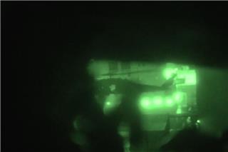 ΗΠΑ: Η στιγμή που Αμερικανοί καταλαμβάνουν πλοίο με ιρανική σημαία - Βίντεο