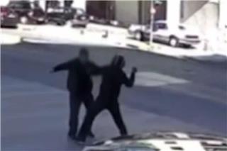 Πατήσια: 70χρονος οδηγός επιτέθηκε με μαχαίρι σε 51χρονο διανομέα για την προτεραιότητα