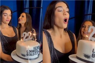 Μελίνα Νικολαΐδη: Έγινε 22 χρονών - Η εντυπωσιακή τούρτα που έσβησε δίπλα στη Δέσποινα Βανδή