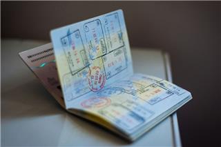 Διαβατήρια: Το ΣτΕ «φρενάρει» τις απορρίψεις λόγω παλιάς ταυτότητας