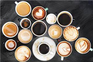 Τι δείχνει ο καφές που πίνεις για τον χαρακτήρα σου (και ίσως δεν σου αρέσει η απάντηση)