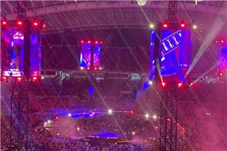 Οι Metallica έπαιξαν Ζορμπά και Τρύπες στη σκηνή του ΟΑΚΑ