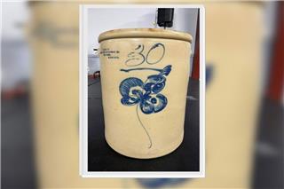 Από τα αζήτητα, στον «χρυσό»: Πήγε να πουλήσει παλιά στάμνα για $100 και εισέπραξε $32.000