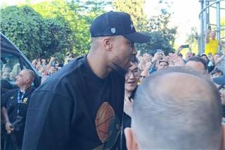 Αρης Betsson: Χαμός στην άφιξη Αντετοκούνμπο – Σιάο στο Αλεξάνδρειο