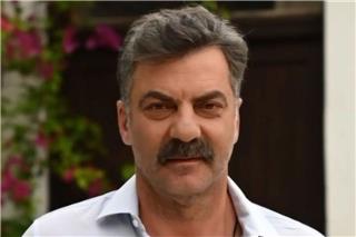 Στάθης Μαντζώρος: Δύσκολες ώρες για τον ηθοποιό 10 μήνες μετά το εγκεφαλικό που υπέστη