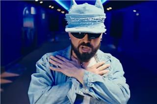 Akylas: Κυκλοφόρησε το video clip για το νέο τραγούδι του με τίτλο «Parto»