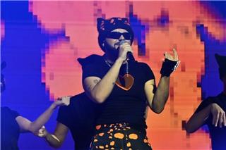 Ακύλας: Τα πρώτα πλάνα από τα γυρίσματα για το βίντεο κλιπ του «Ferto»