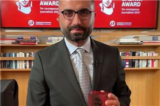 Τουρκία: Χειροπέδες σε δημοσιογράφο της Deutsche Welle – Κατηγορείται για «προσβολή» του Ερντογάν