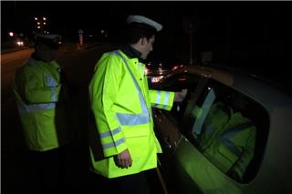 «Τσιλιαδόροι» μπαίνουν στη θέση μεθυσμένων οδηγών και περνούν τα αλκοτέστ στα μπλόκα