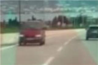Βίντεο: Οδηγούσε ανάποδα για 6,5 χιλιόμετρα στην Ιόνια Οδό – «Μπερδεύτηκα», είπε στους αστυνομικούς