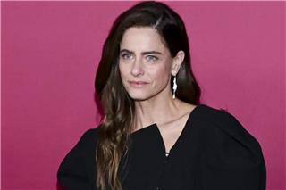 Η ηθοποιός Αμάντα Πιτ αποκάλυψε ότι διαγνώσθηκε με καρκίνο του στήθους