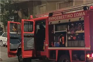 Αναστάτωση στο Παγκράτι από φωτιά σε υπόγειο διαμέρισμα – Αναφορές για έκρηξη πριν ξεσπάσουν οι φλόγες