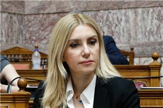 Η Αραμπατζή ζητά σύσταση προανακριτικής επιτροπής για να αποδείξει την αθωότητά της για τον ΟΠΕΚΕΠΕ