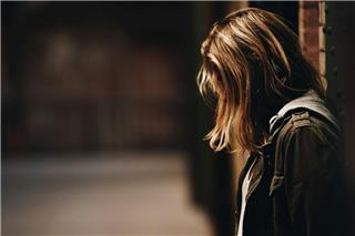 «Κωσταλέξι» στο Ηράκλειο: Σύζυγος και πεθερά την είχαν φυλακισμένη στο σπίτι - Την παρακολουθούσαν