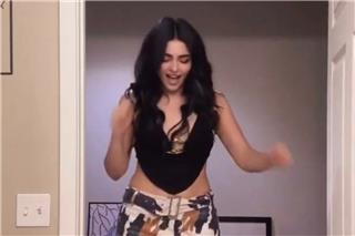 Mooné Rahimi: Η πανέμορφη Ιρανή που ξεσήκωσε το διαδίκτυο με τον «χορό του Τραμπ»