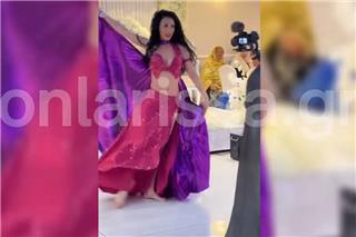 Χορεύτρια belly dance από τη Λάρισα αποθεώθηκε σε αραβικό γάμο στο Λονδίνο – Δείτε βίντεο