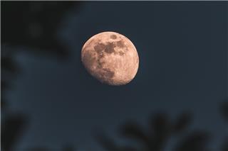 Πανσέληνος Ιανουαρίου 2026: Πότε θα δούμε το «φεγγάρι του λύκου»