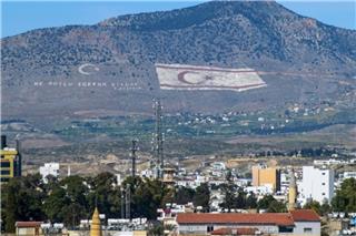 Κύπρος: Νέα τουρκική πρόκληση στη νεκρή ζώνη στην Πύλα, μετέφεραν αστυνομικούς και άρματα μάχης